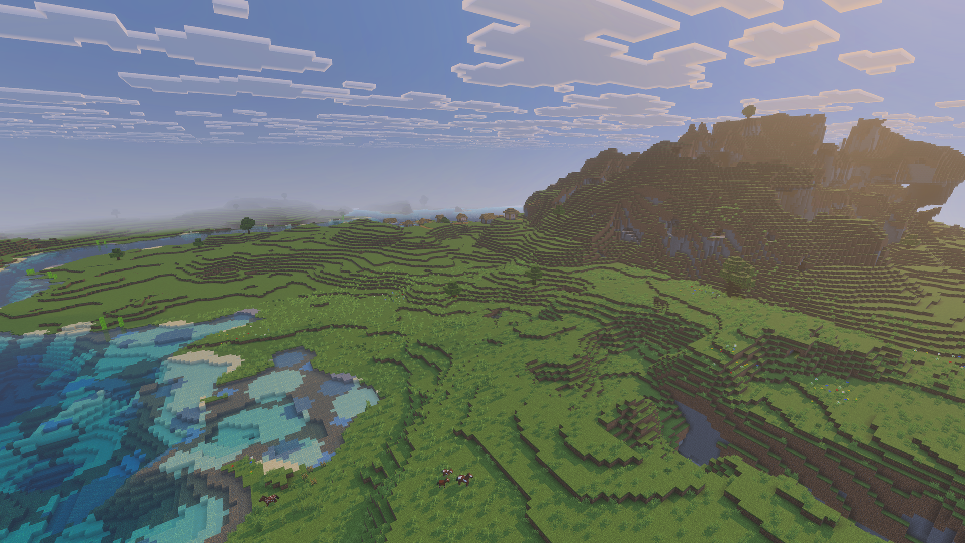Grande plaine de Minecraft avec herbe haute, fleurs, quelques chênes et relief doux.