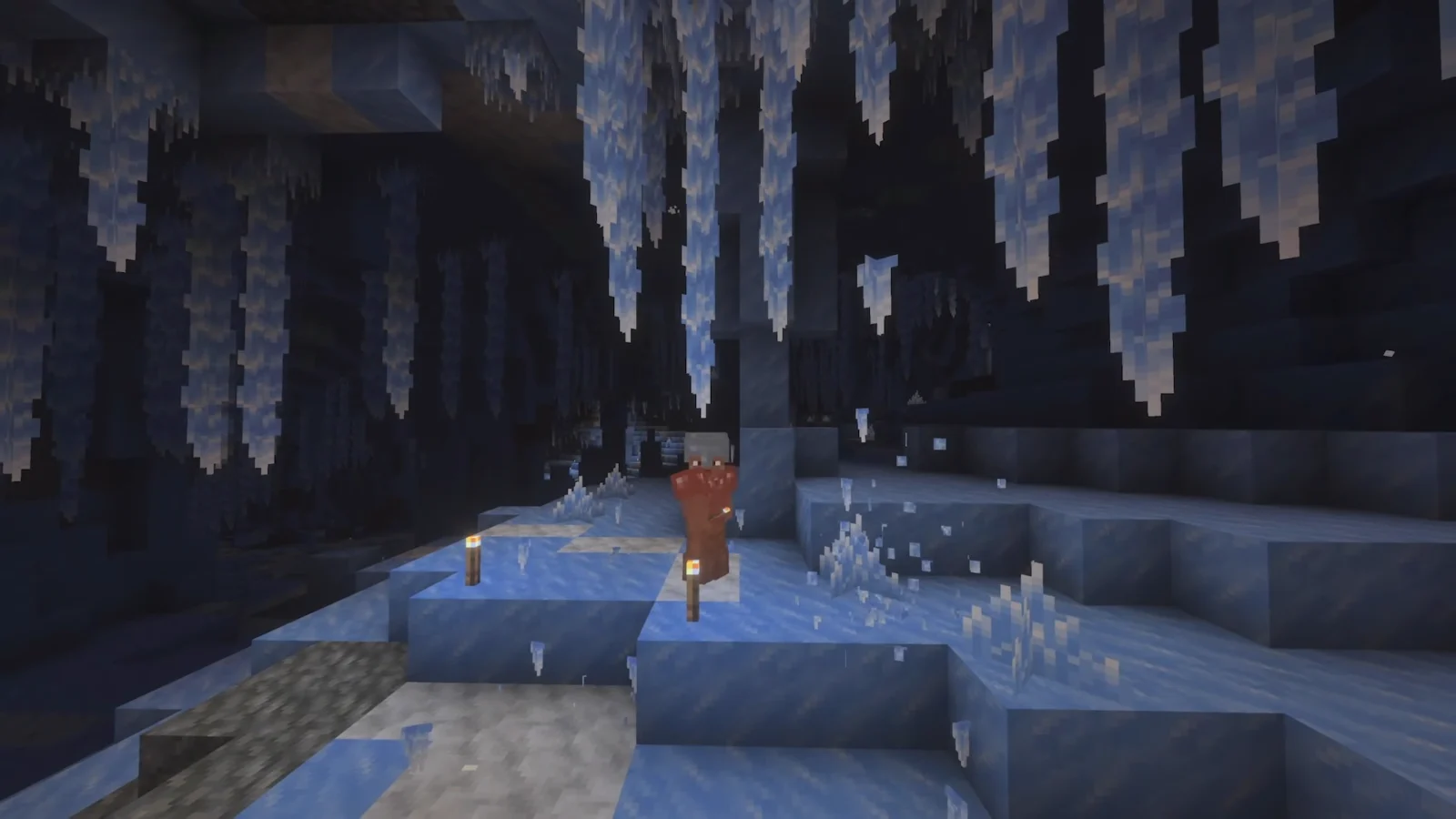 Stalactites de glace dans les nouvelles cavernes de Minecraft